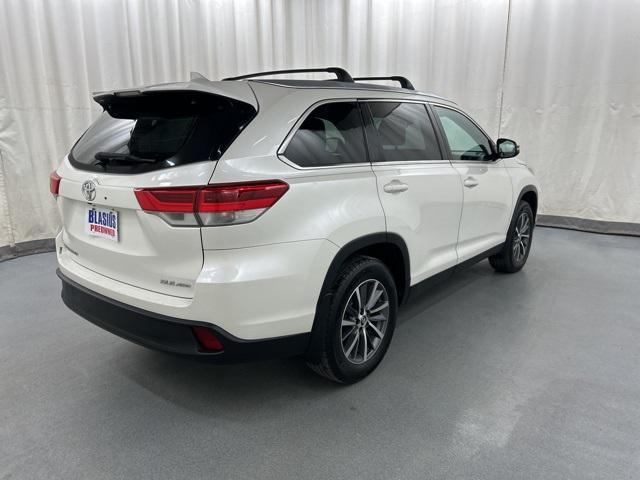 used 2019 Toyota Highlander car, priced at $23,844