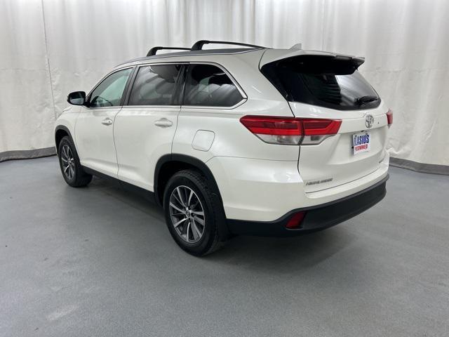 used 2019 Toyota Highlander car, priced at $23,844