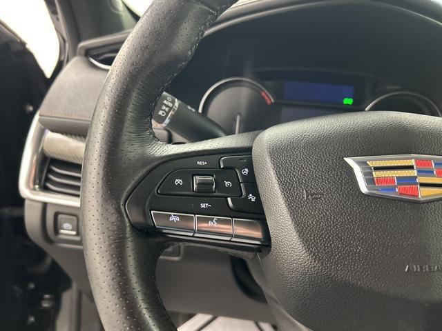 used 2023 Cadillac XT4 car, priced at $31,999