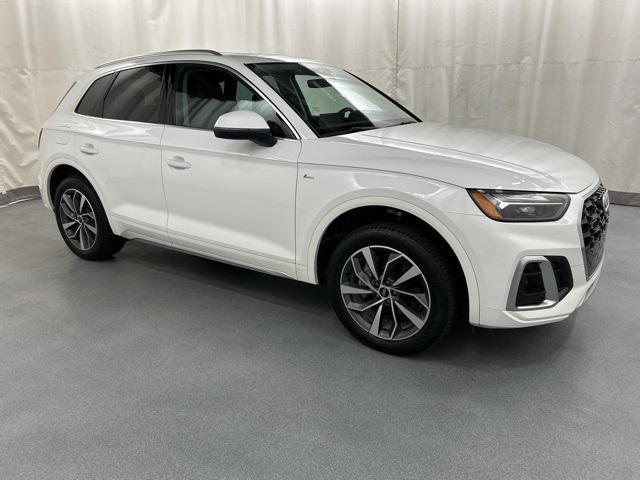 used 2022 Audi Q5 car, priced at $28,994