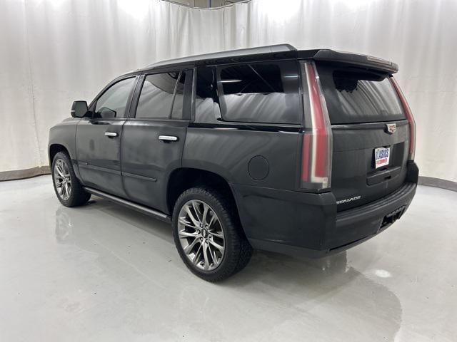 used 2020 Cadillac Escalade car, priced at $42,994