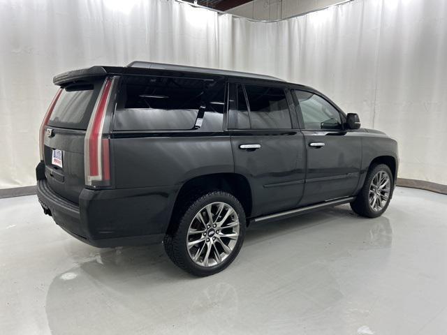 used 2020 Cadillac Escalade car, priced at $42,994