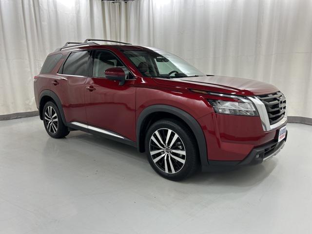 used 2024 Nissan Pathfinder car, priced at $42,994