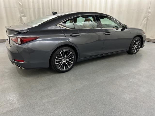 used 2022 Lexus ES 350 car, priced at $33,565