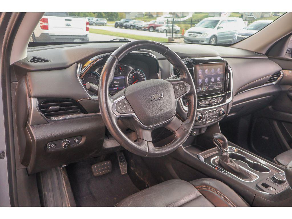 used 2021 Chevrolet Traverse car, priced at $32,962