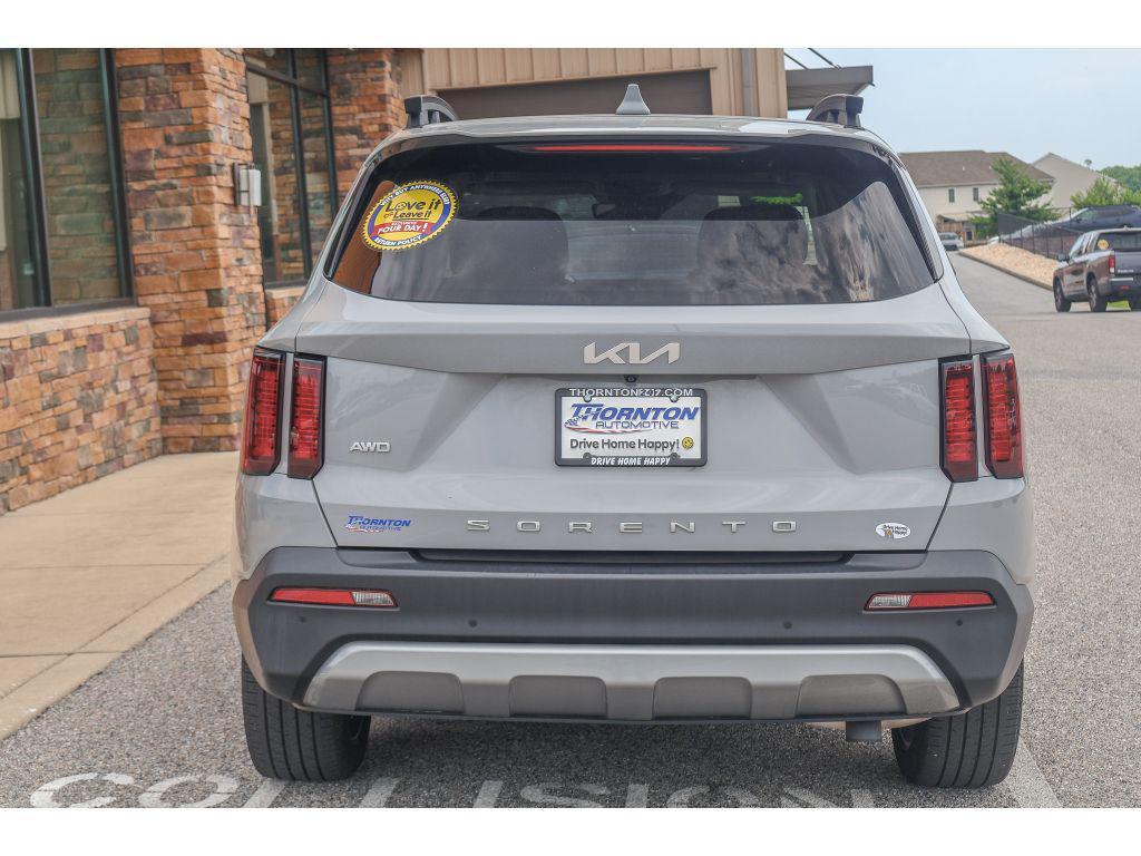 used 2022 Kia Sorento car, priced at $33,125