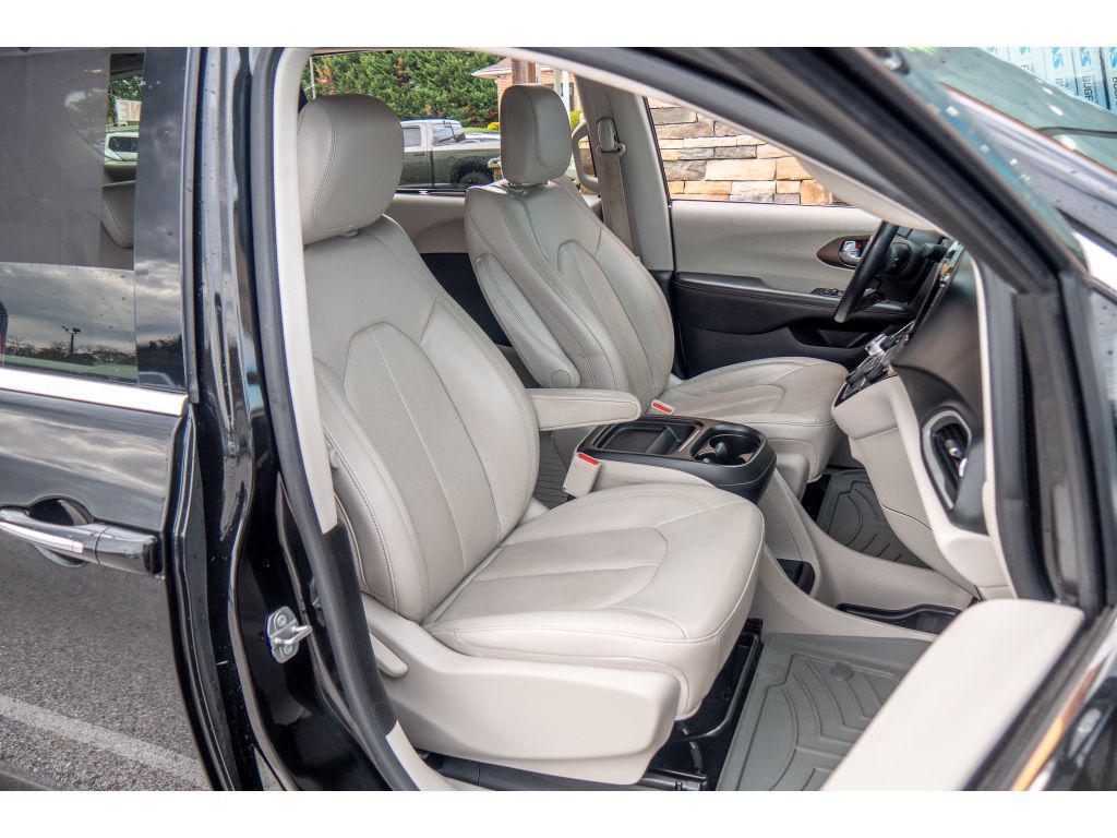 used 2019 Chrysler Pacifica car, priced at $17,997