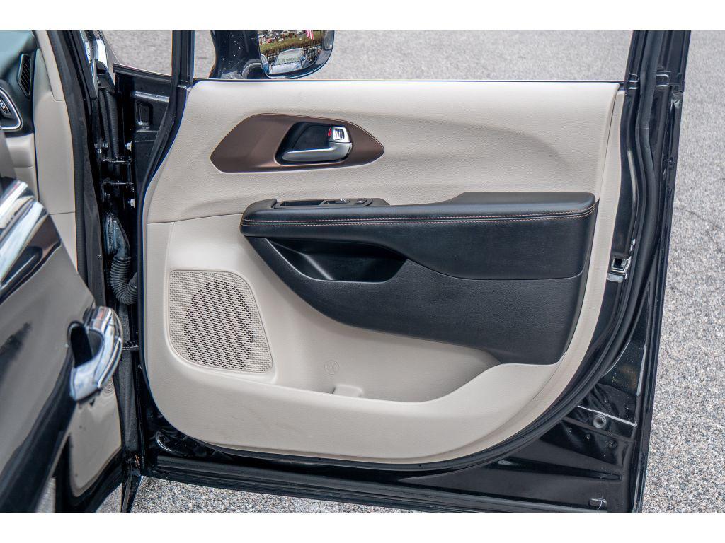 used 2019 Chrysler Pacifica car, priced at $17,997