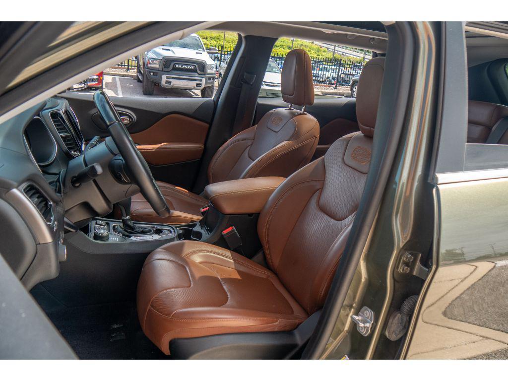 used 2019 Jeep Cherokee car, priced at $25,967
