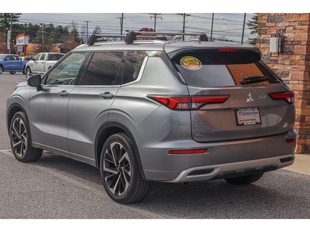 used 2024 Mitsubishi Outlander car, priced at $29,659