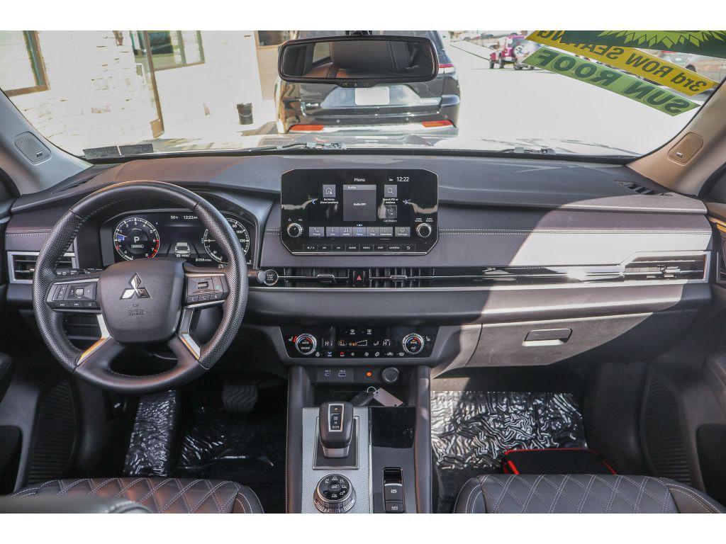 used 2024 Mitsubishi Outlander car, priced at $29,659