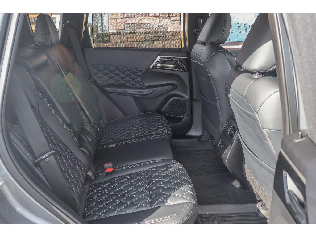 used 2024 Mitsubishi Outlander car, priced at $29,659