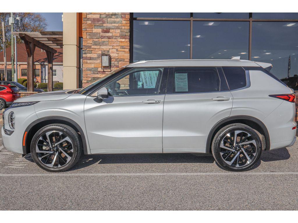used 2023 Mitsubishi Outlander car, priced at $28,765