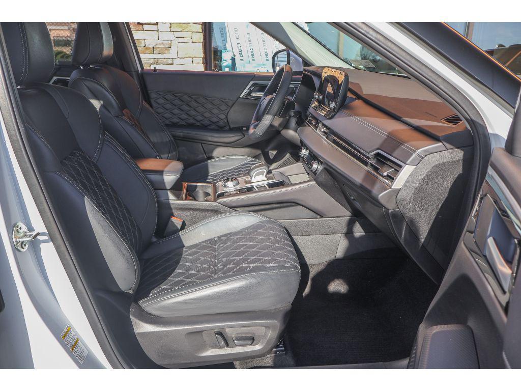 used 2023 Mitsubishi Outlander car, priced at $28,765