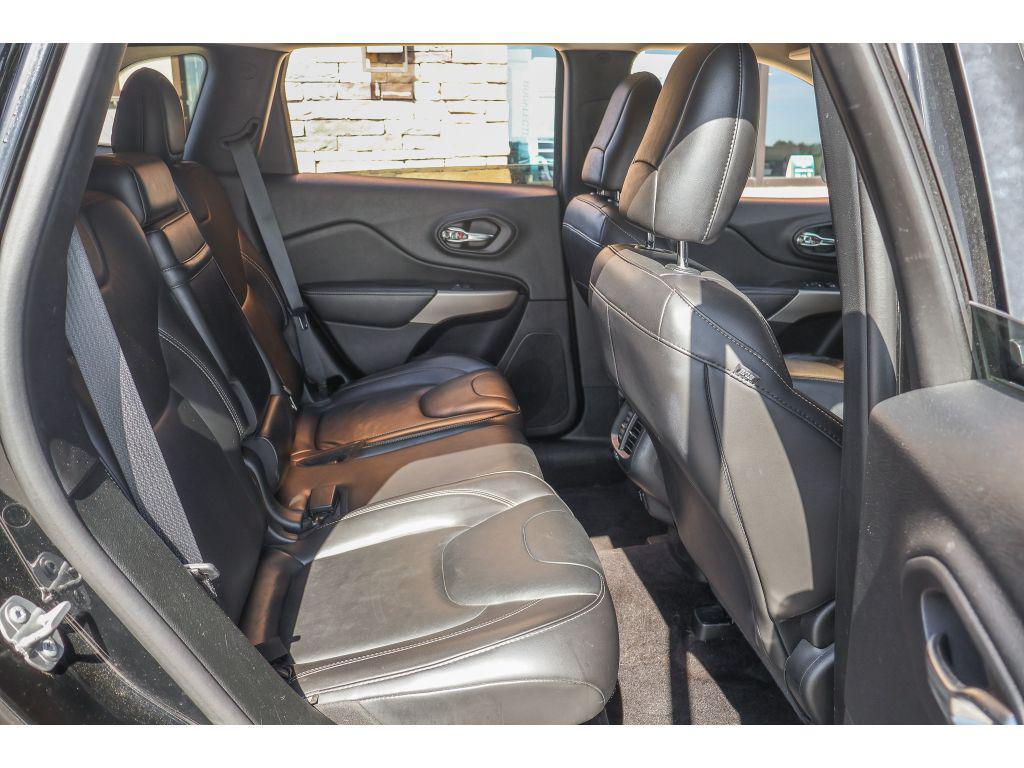used 2018 Jeep Cherokee car, priced at $19,995