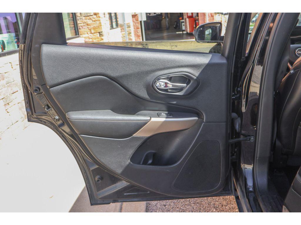 used 2018 Jeep Cherokee car, priced at $19,995