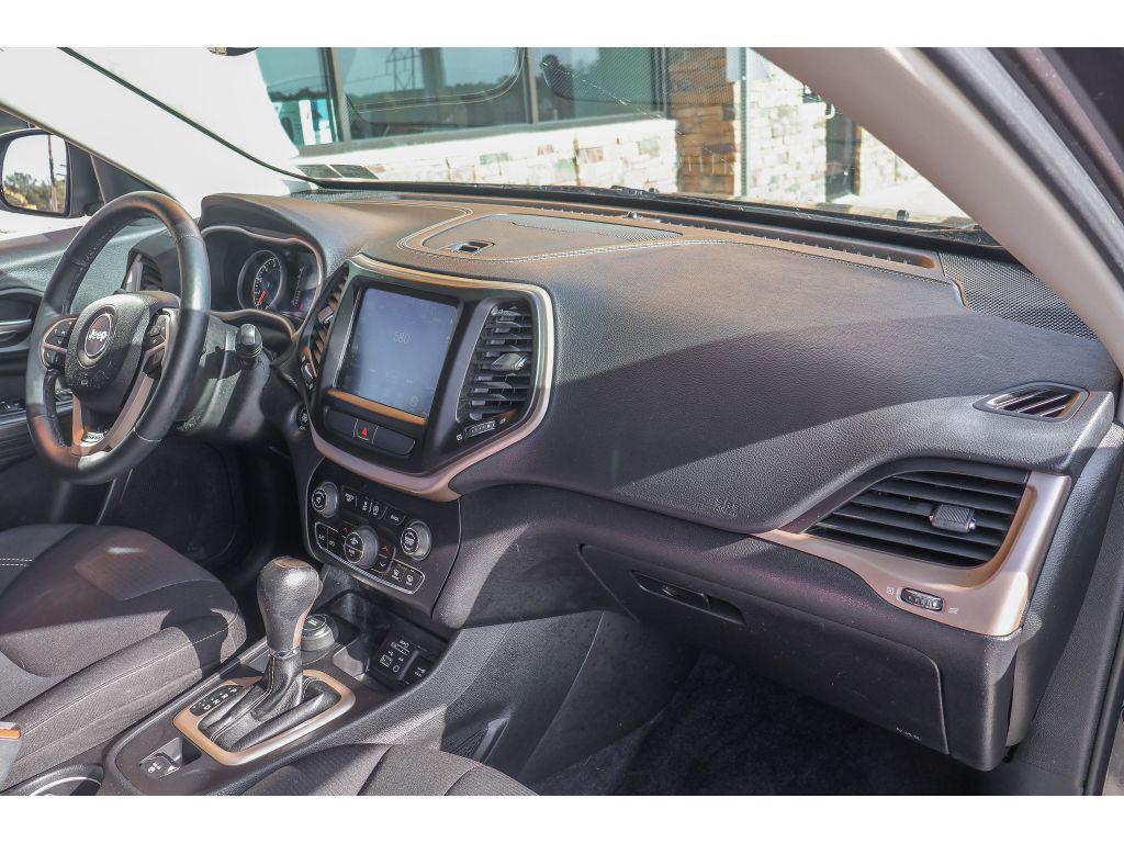 used 2017 Jeep Cherokee car, priced at $17,849