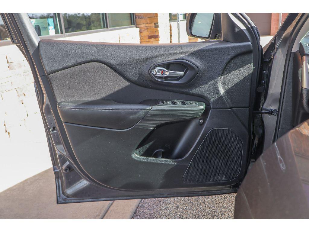 used 2017 Jeep Cherokee car, priced at $17,849