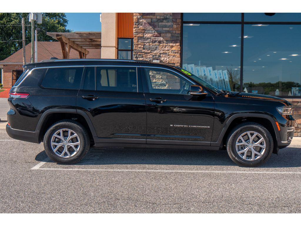 used 2022 Jeep Grand Cherokee L car, priced at $29,995