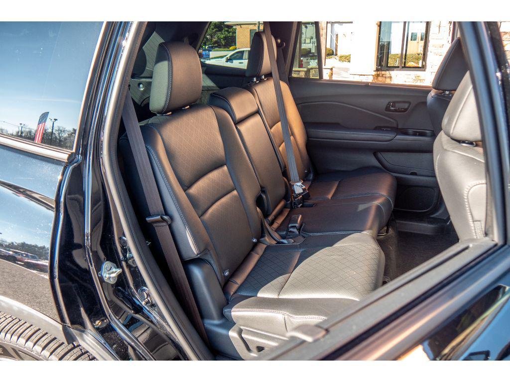 used 2022 Honda Passport car, priced at $29,864