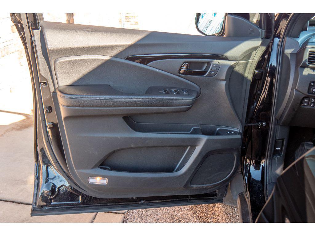 used 2022 Honda Passport car, priced at $29,864