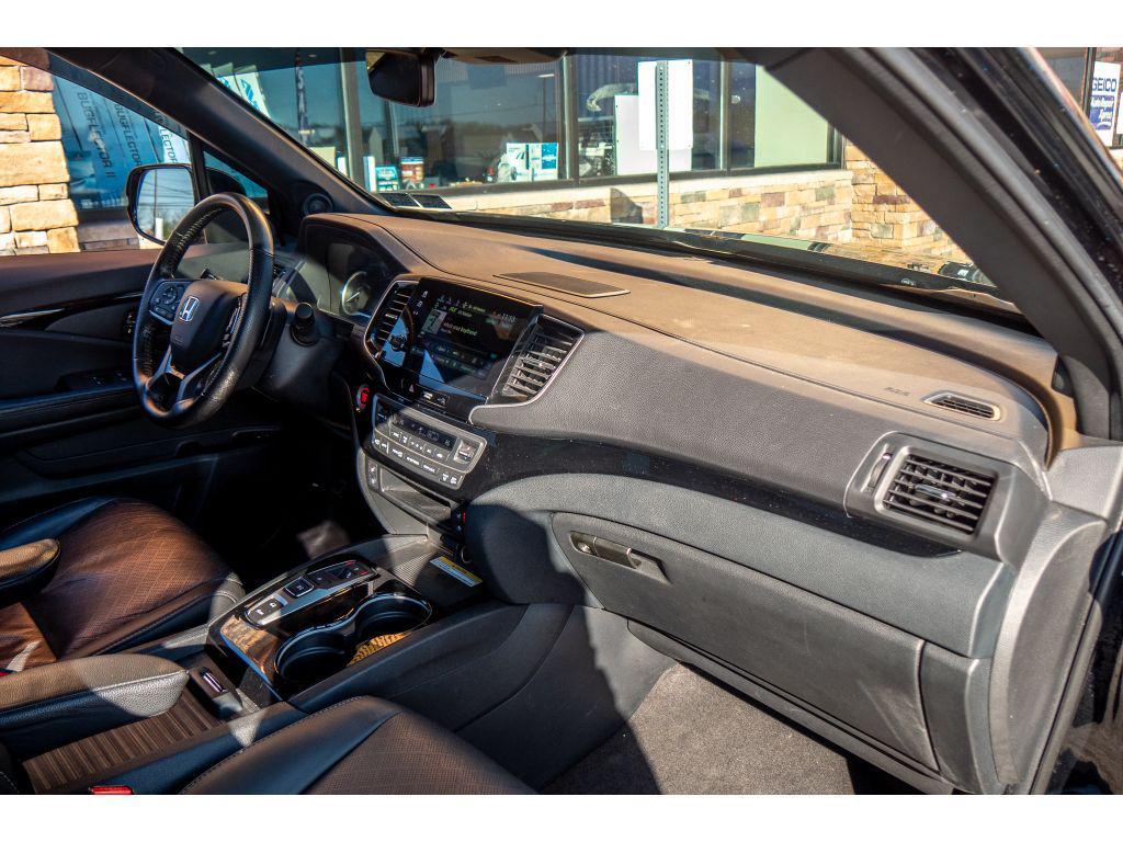 used 2022 Honda Passport car, priced at $29,864