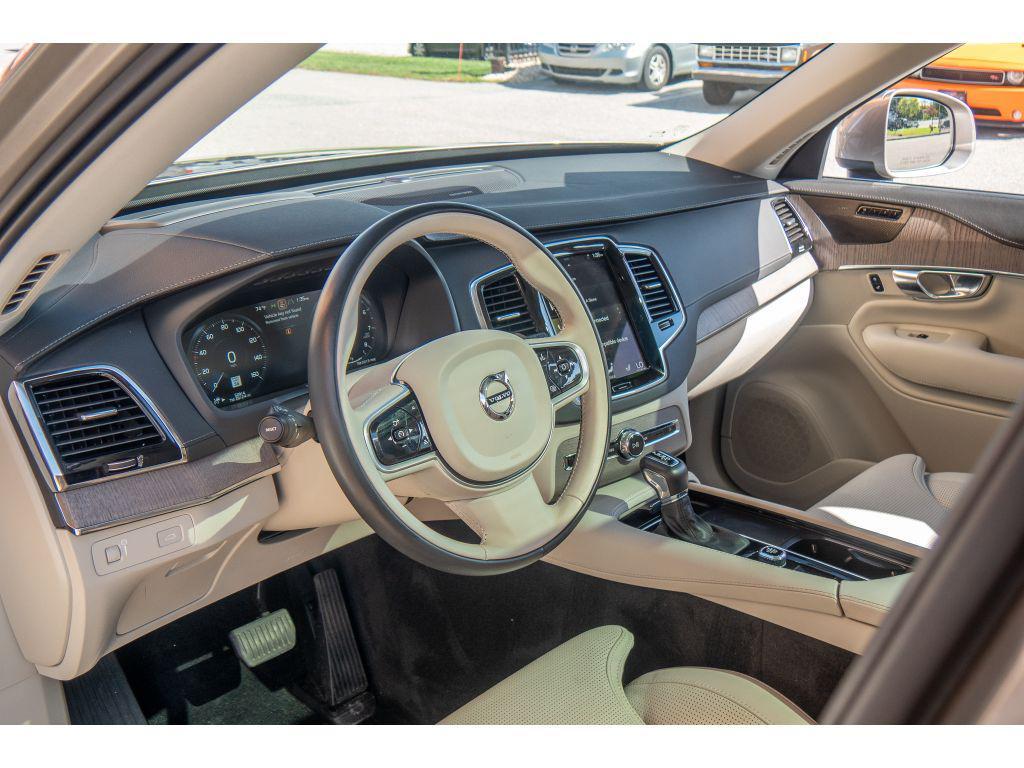 used 2022 Volvo XC90 car, priced at $37,987