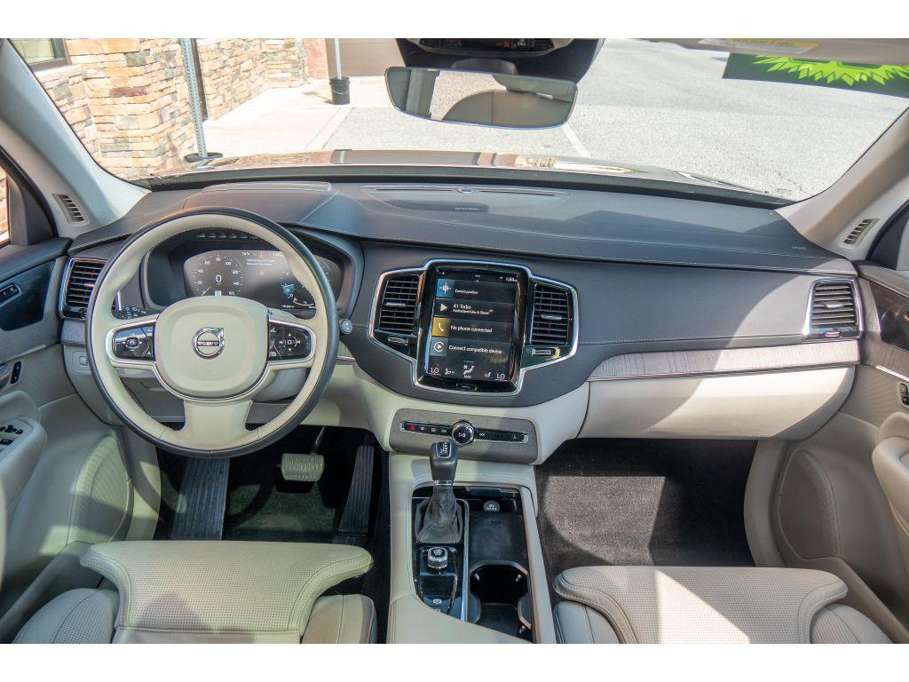 used 2022 Volvo XC90 car, priced at $37,987