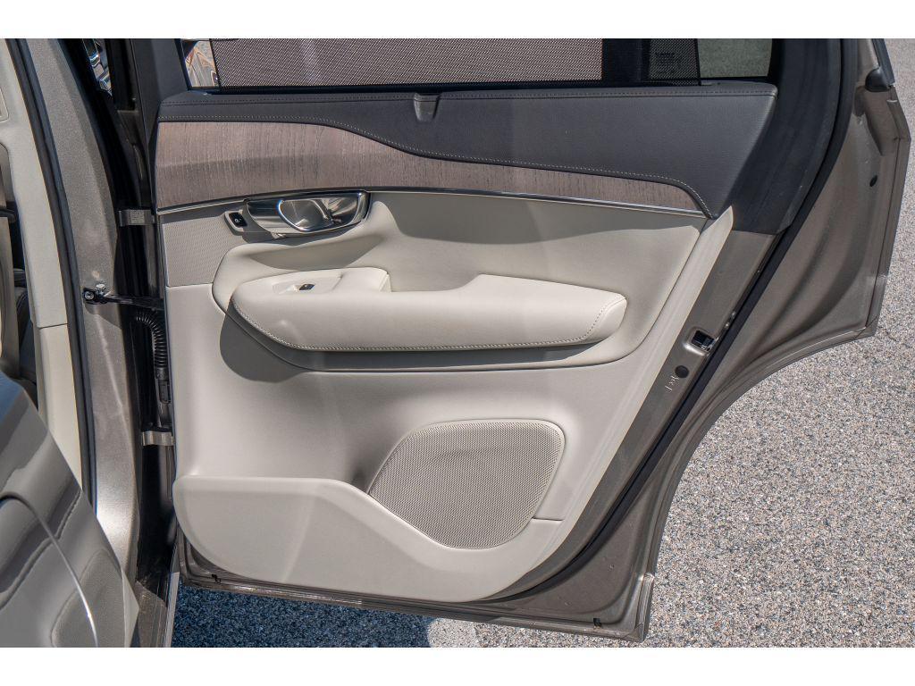 used 2022 Volvo XC90 car, priced at $37,987