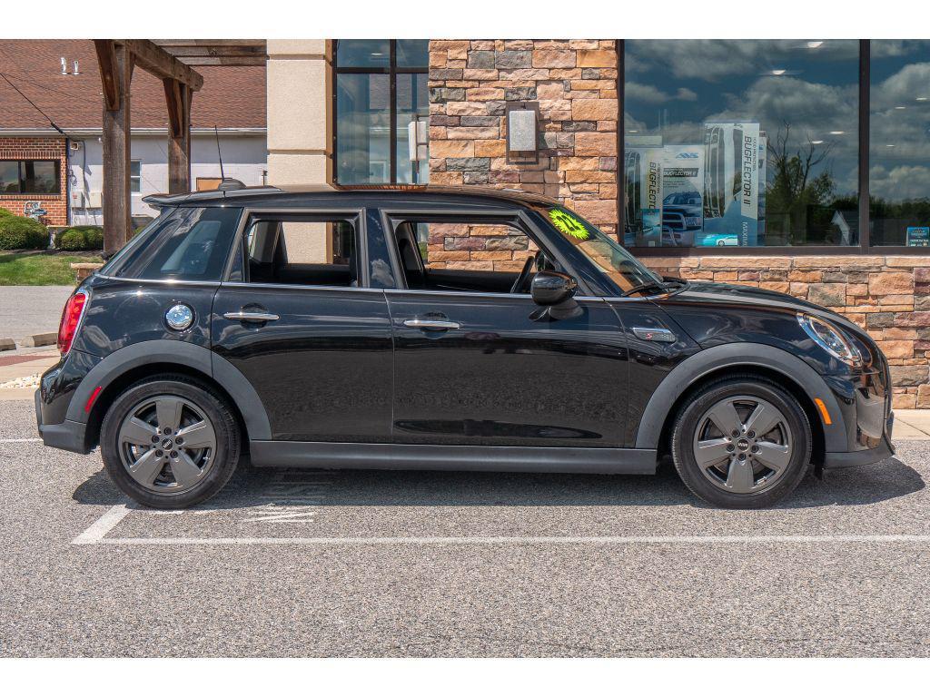 used 2022 MINI Hardtop car, priced at $21,925