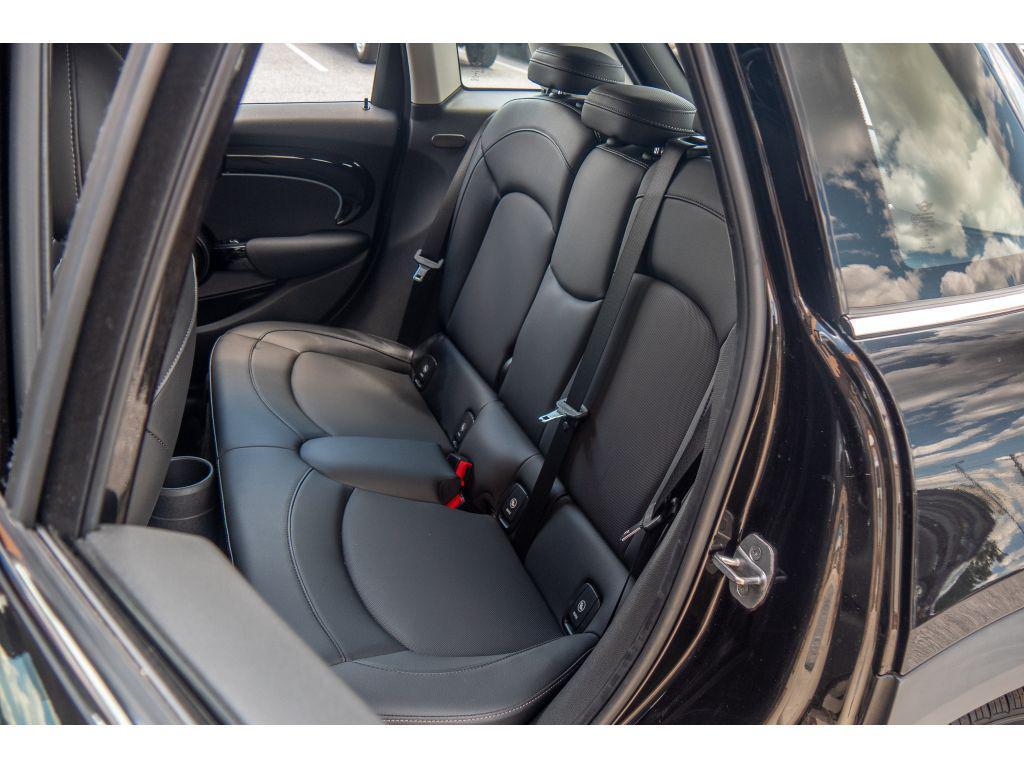 used 2022 MINI Hardtop car, priced at $21,925
