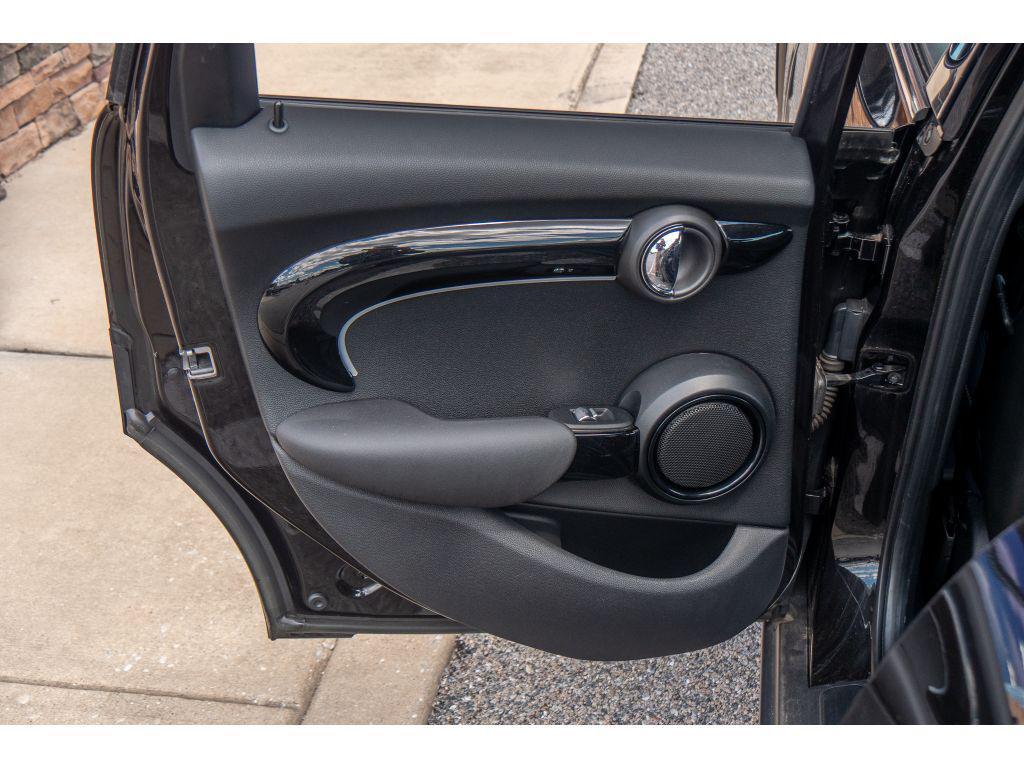 used 2022 MINI Hardtop car, priced at $21,925