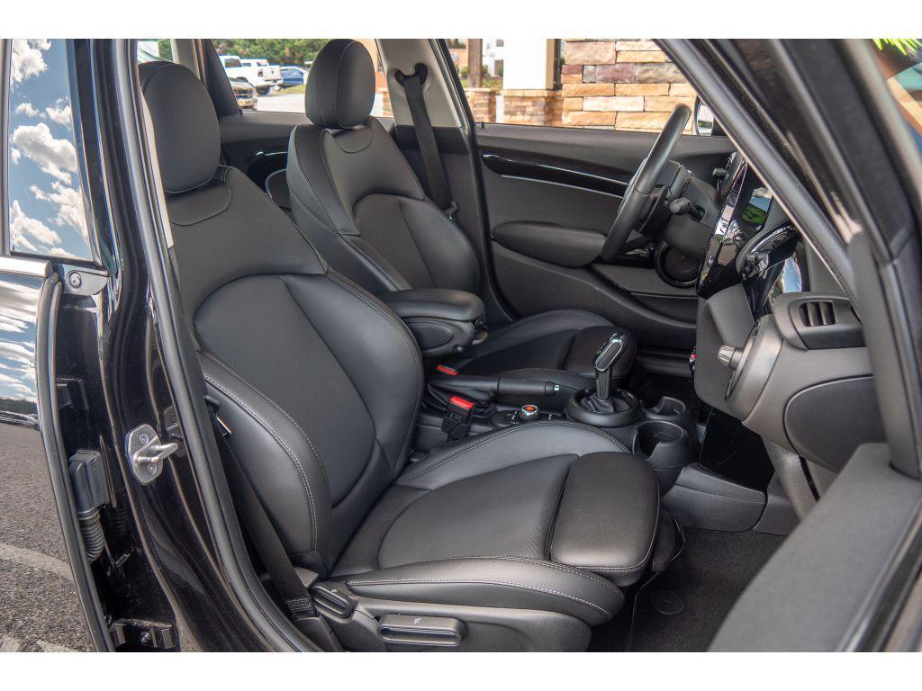 used 2022 MINI Hardtop car, priced at $21,925