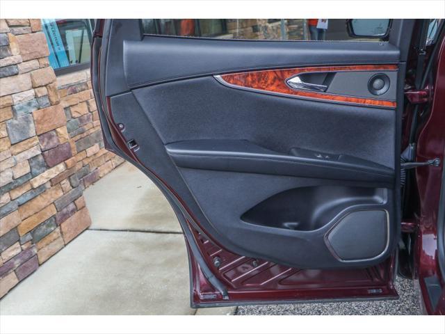 used 2019 Lincoln Nautilus car, priced at $27,750