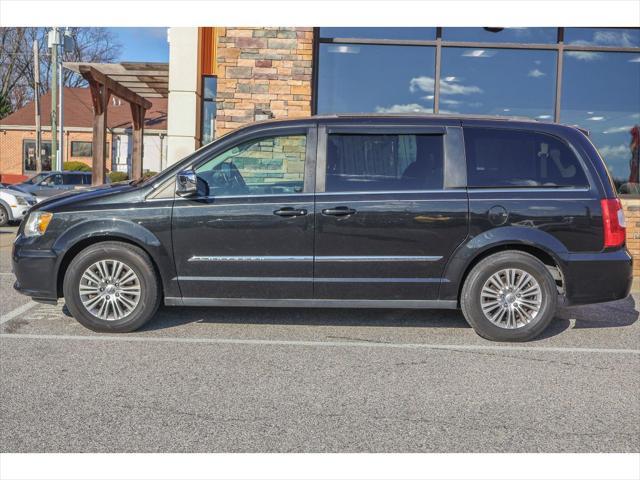 used 2014 Chrysler Town & Country car, priced at $13,900