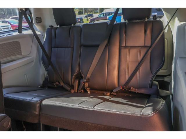 used 2014 Chrysler Town & Country car, priced at $13,900