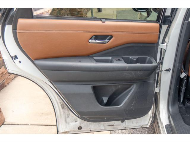 used 2022 Nissan Pathfinder car, priced at $37,987