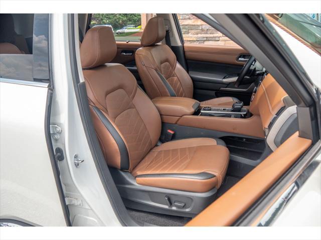 used 2022 Nissan Pathfinder car, priced at $37,987