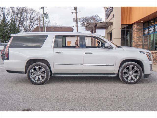 used 2020 Cadillac Escalade ESV car, priced at $49,488