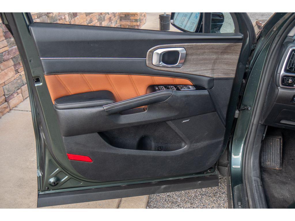 used 2021 Kia Sorento car, priced at $27,950