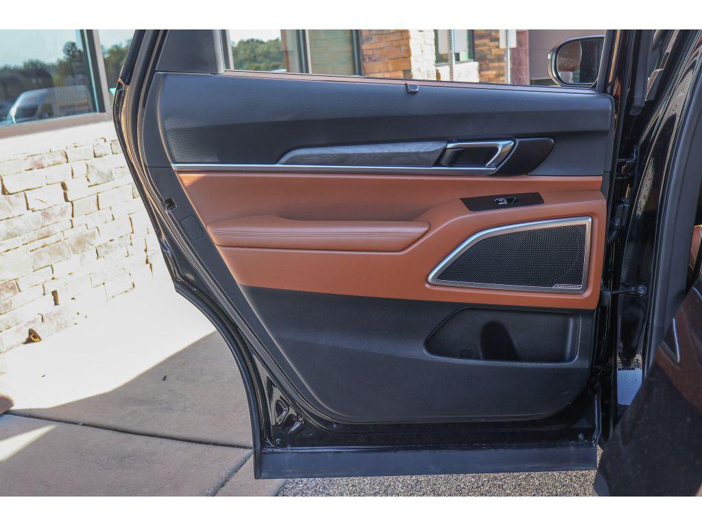 used 2024 Kia Telluride car, priced at $44,527