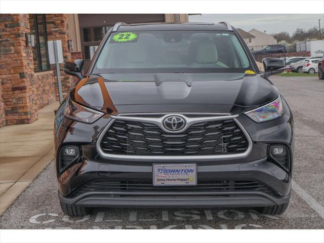 used 2022 Toyota Highlander car, priced at $37,894