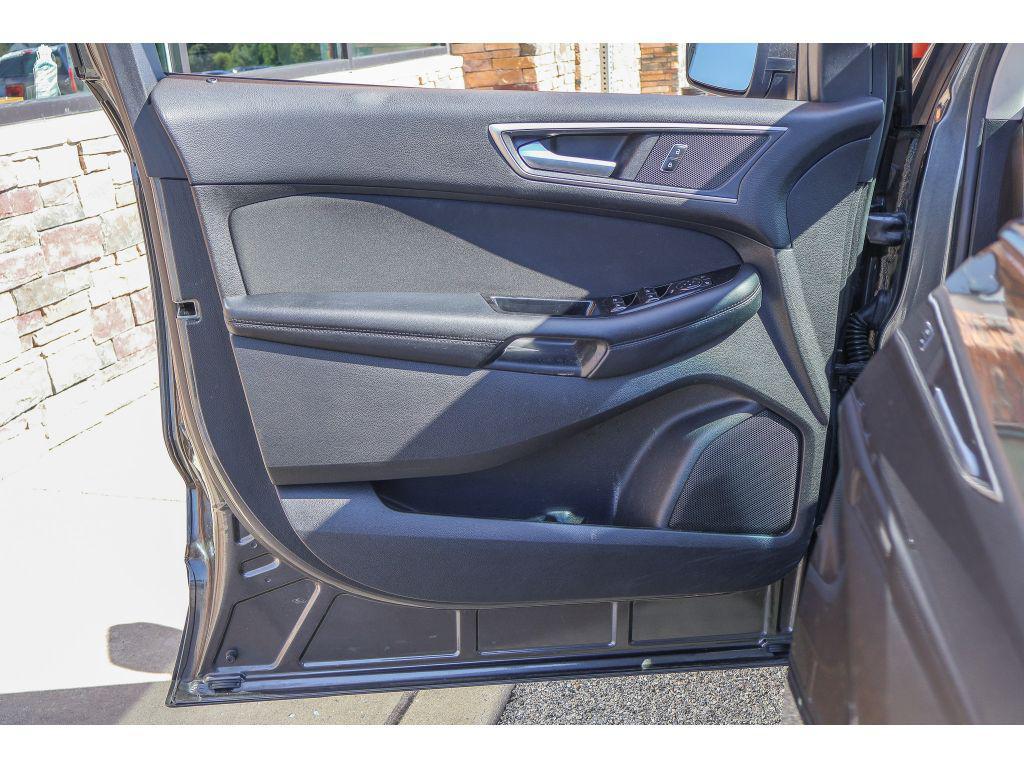 used 2017 Ford Edge car, priced at $14,900