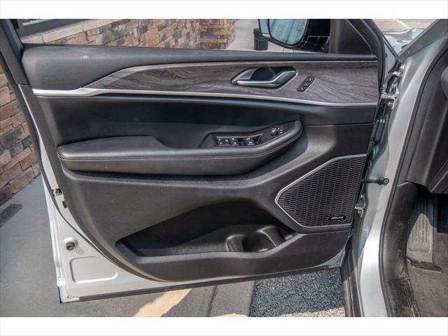 used 2022 Jeep Grand Cherokee L car, priced at $34,994