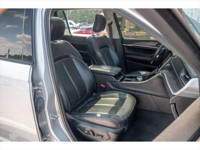 used 2022 Jeep Grand Cherokee L car, priced at $34,994