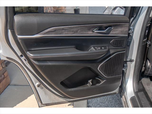 used 2022 Jeep Grand Cherokee L car, priced at $34,994