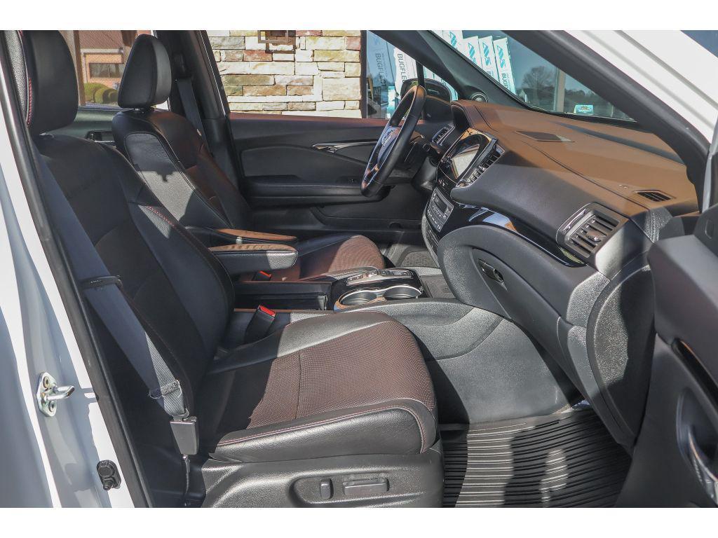 used 2022 Honda Pilot car, priced at $34,974