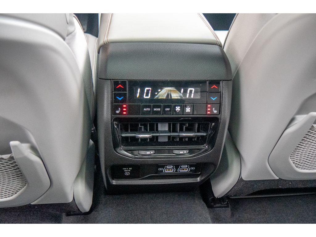 used 2022 Jeep Grand Cherokee car, priced at $34,997