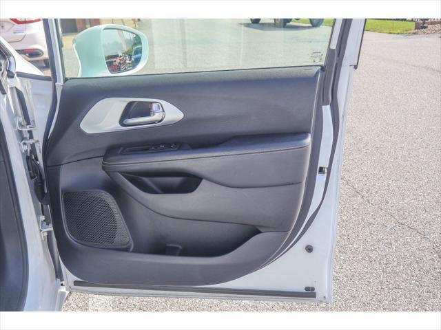 used 2020 Chrysler Pacifica car, priced at $24,985