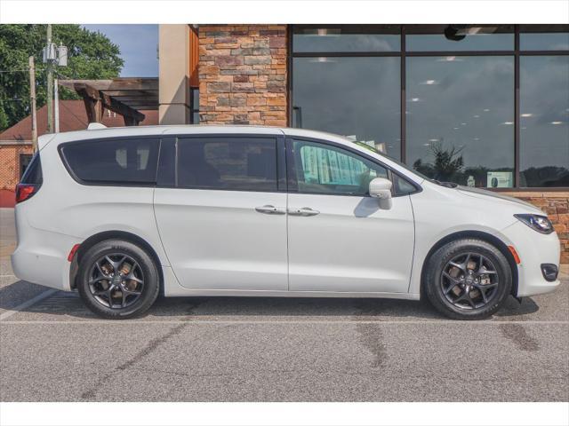 used 2020 Chrysler Pacifica car, priced at $24,985